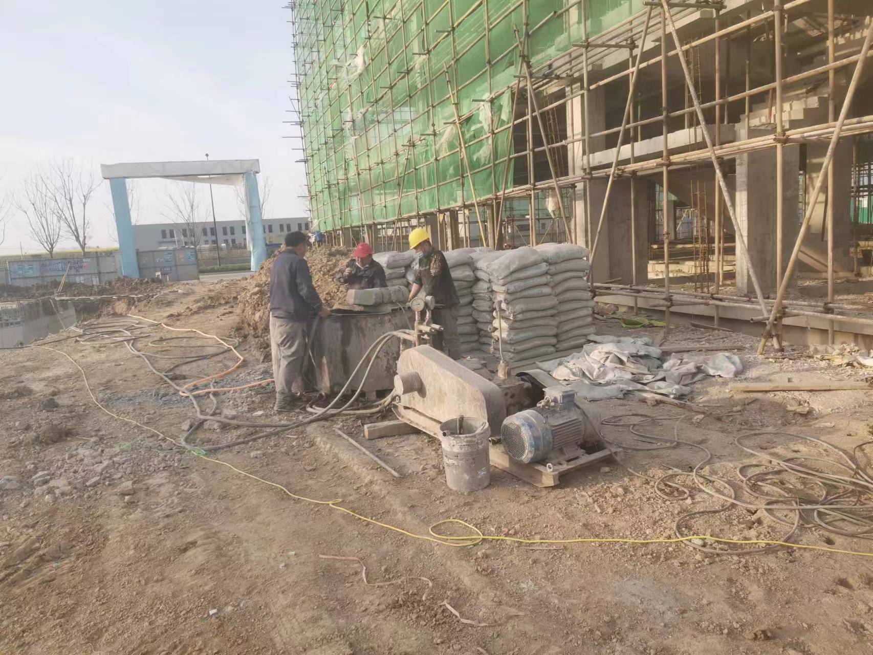 石屏别墅下沉注浆